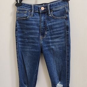 Hollister California Ultra High-Rise Crop Super Skinny Hollister Classic Stretch